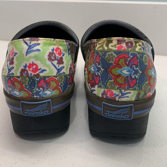 Dansko Vegan Volley Clogs - floral patchwork canvas - Picture 6 of 12